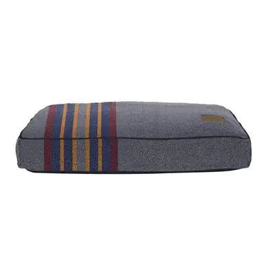 Vintage Camp Pet Napper Bed - Lake - PremiumPetsPlus